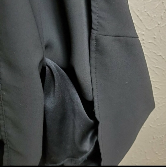 Everly satin v-neck balloon sleeve shift lbd dress - Picture 6 of 7